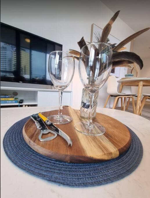 Broadbeach Stunner Modern And Central ゴールドコースト エクステリア 写真