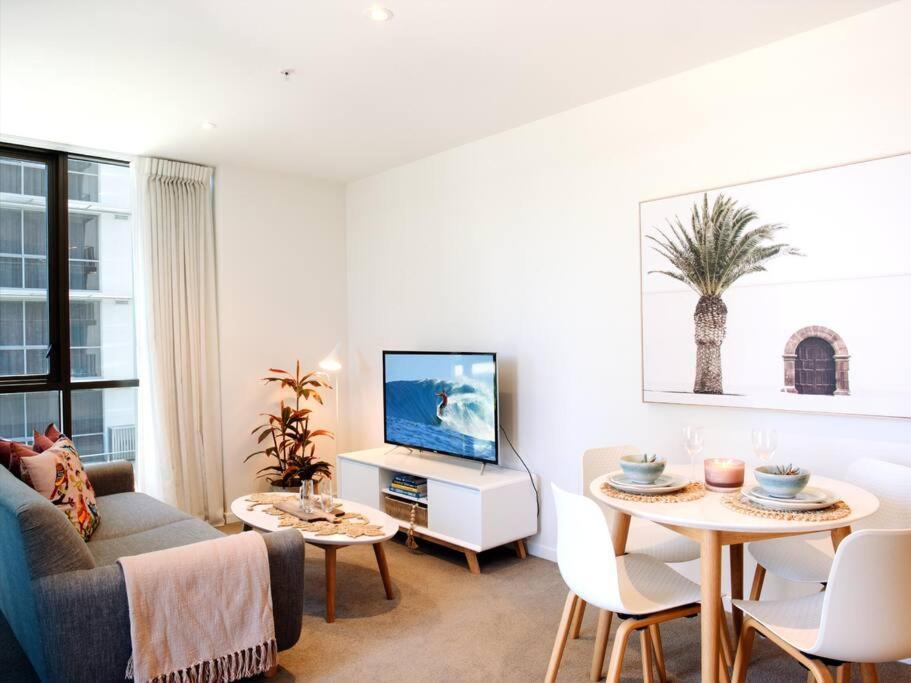 Broadbeach Stunner Modern And Central ゴールドコースト エクステリア 写真
