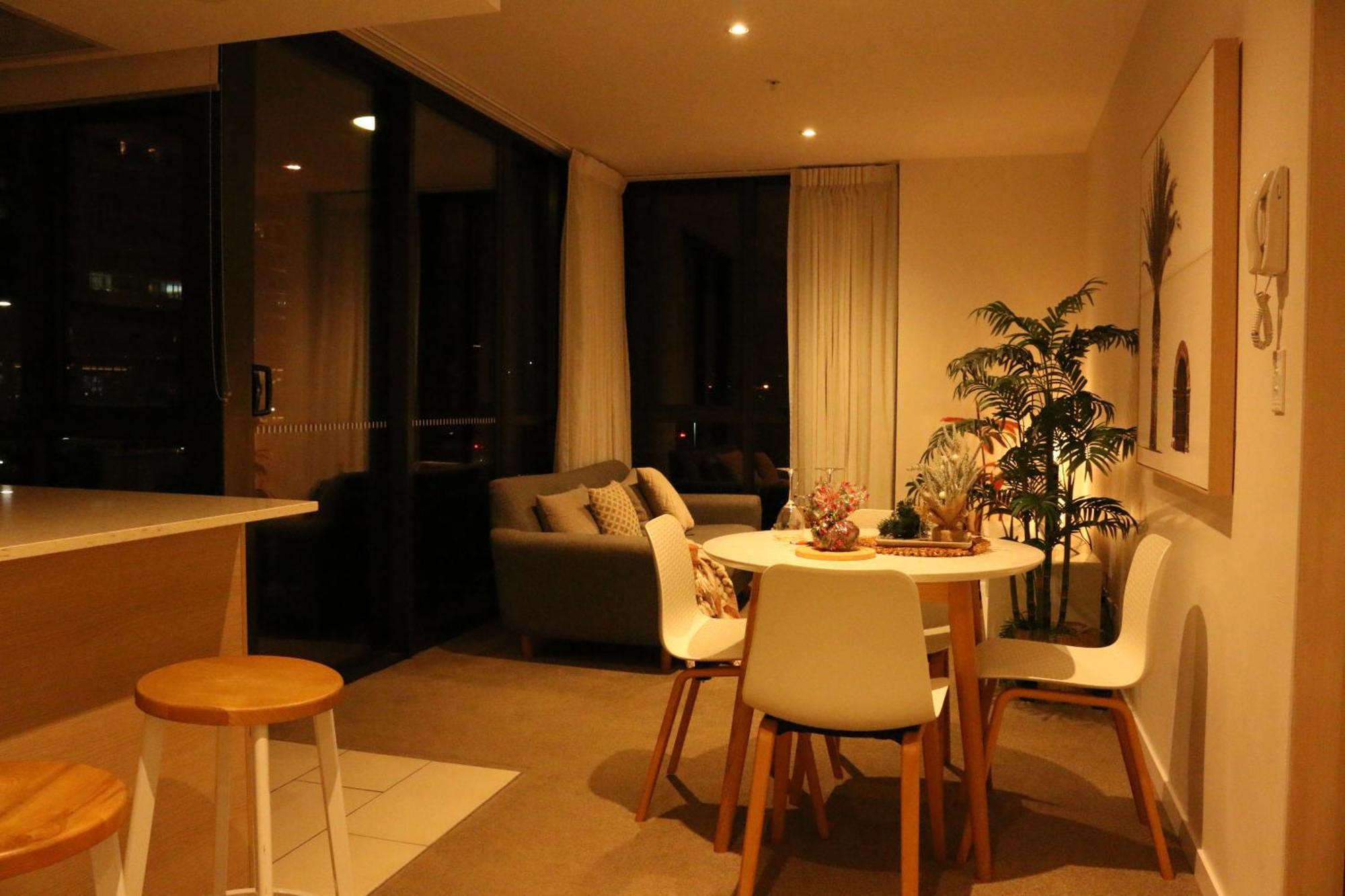 Broadbeach Stunner Modern And Central ゴールドコースト エクステリア 写真